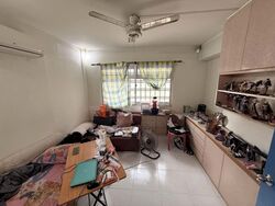 Blk 321 Tampines Street 33 (Tampines), HDB 5 Rooms #576698481